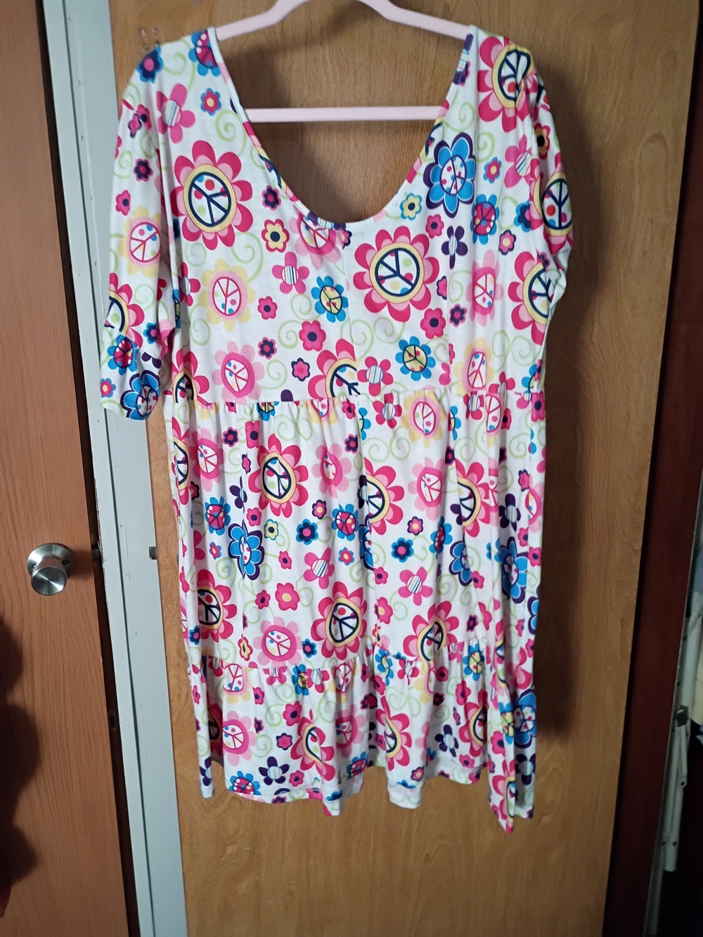 Floral Peace Sign Scoop Neck Casual Dress - Pink & Blue